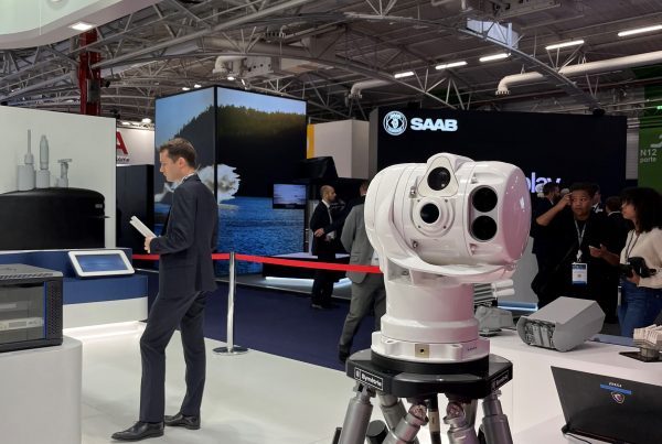 HEGOA sur stand SAFRAN EURONAVAL