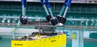 Hexapod for naval application
