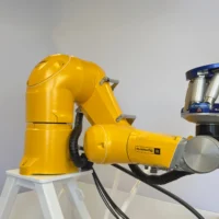Hepapode pour bras robotisé